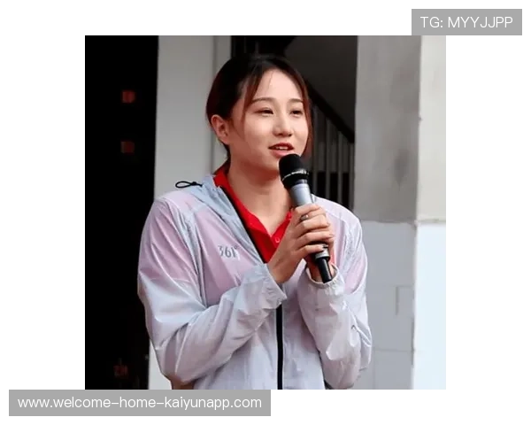 旷野人生,花游女神梁馨枰带你看见不一样的世界! 旷野人生,花游女神梁馨枰带你看见不一样的世界!
